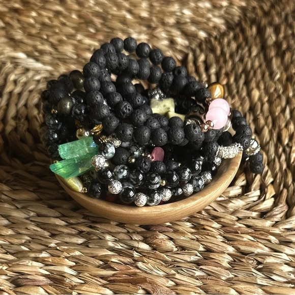 Lava rock and untreated beaded bracelet/protection and joy bracelet - Picture 3 of 7